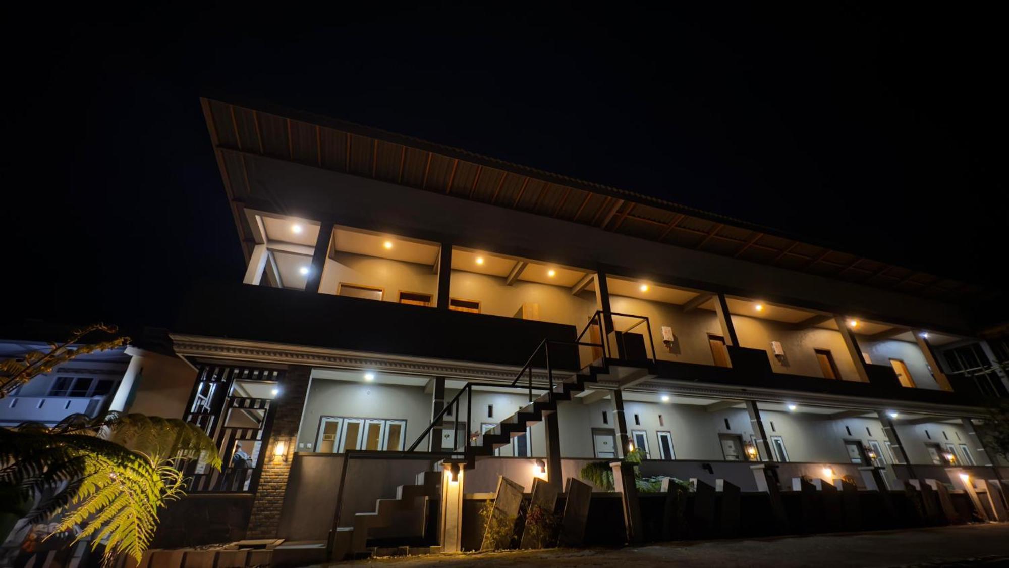 Sky View Bromo Guest House Ngadisari Экстерьер фото