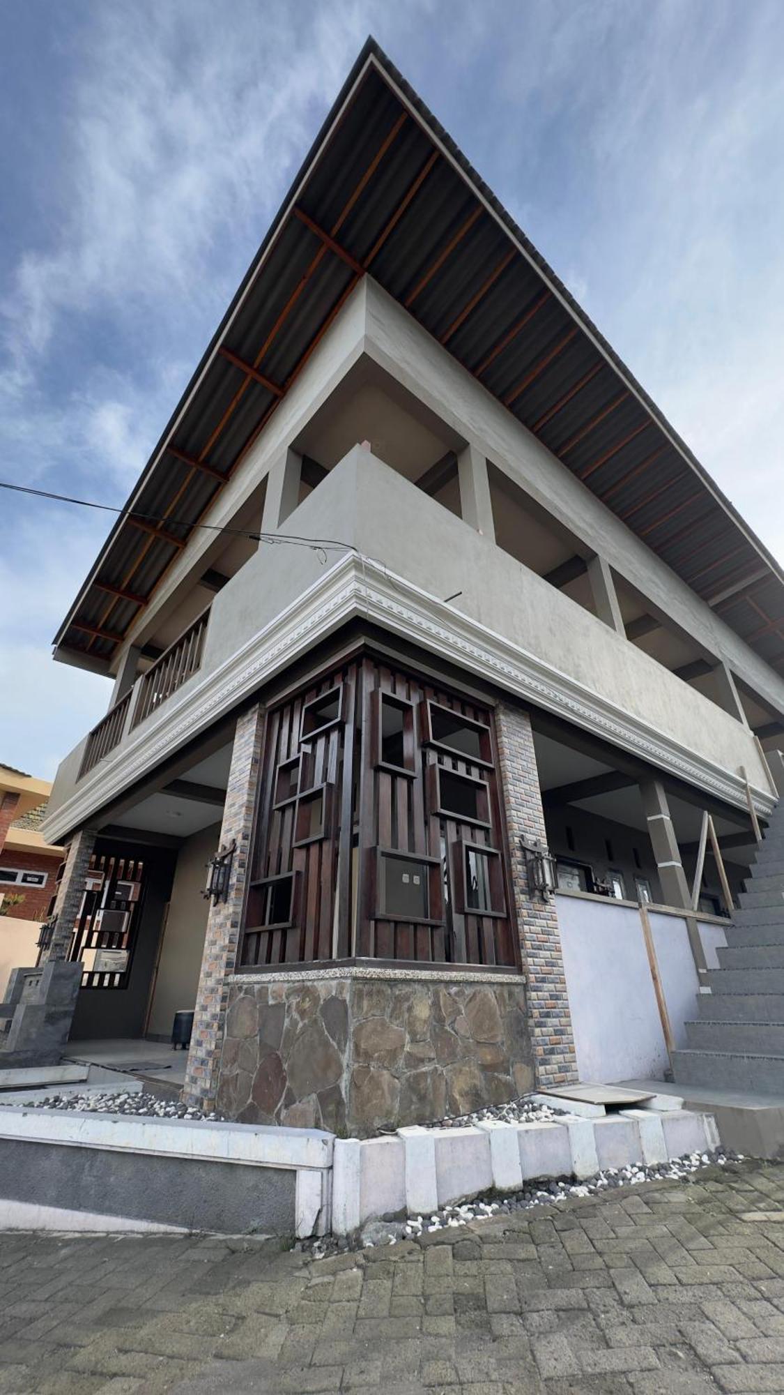 Sky View Bromo Guest House Ngadisari Экстерьер фото
